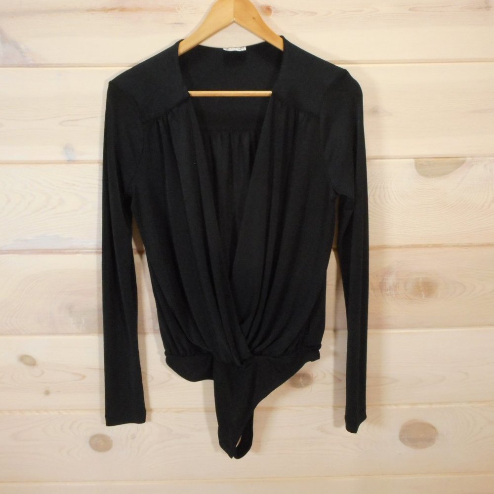 Intimately Free People Women's Sz M Long Sleeve Deep V-Neck Bodysuit Black